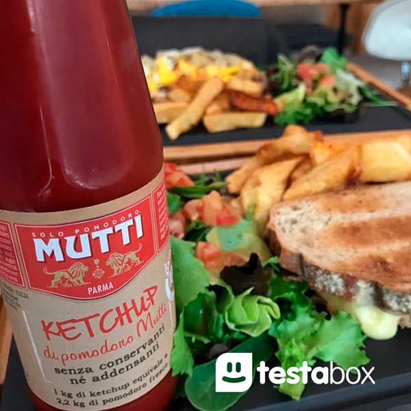 TestaboxFR's tweet image. TestaBox se régale chez Madame Messieurs avec des croque monsieur et la sauce Ketchup MUTTI 🍅  Découvrez-le vite ici:testabox.fr/selectionner/