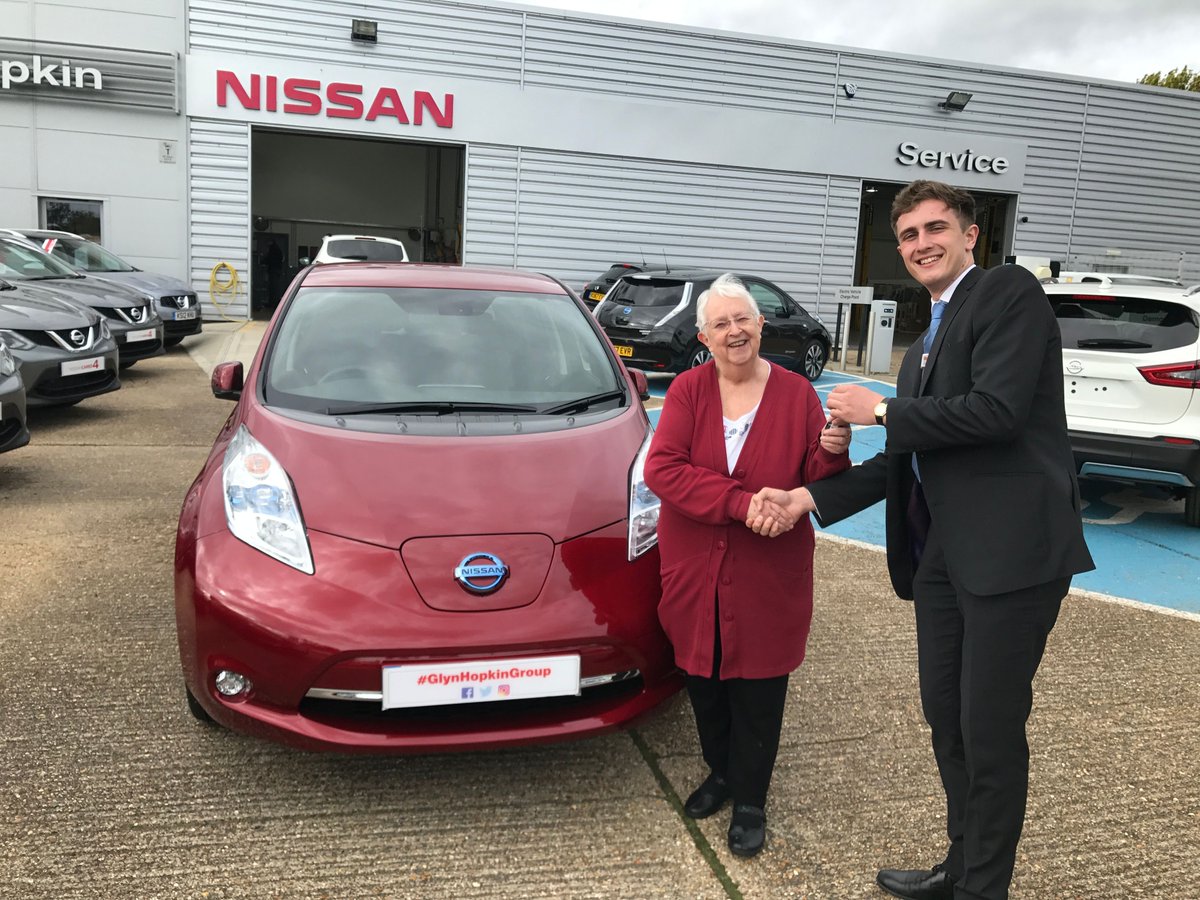 GlynHopkinGroup's tweet photo. Congrats to the #HappyCustomers who collected the keys to their #67REG cars at Glyn Hopkin dealers nationwide this #weekend. #HappyMotoring! https://t.co/e3Zqa12Syg