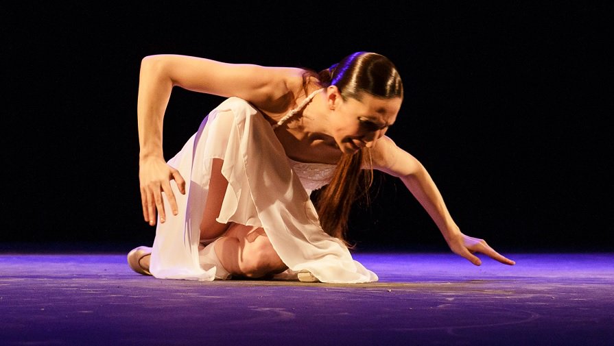 [DANZA] “Bailamos para Valentina”: Montserrath Oteguí despide “Erotai” con una función a beneficio bit.ly/2kTupUq