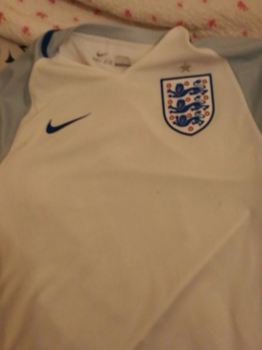 lynchie1986's tweet photo. @SportsDirect_CS Also, shouldn't have to go out of my way when you guys sent it to me this way https://t.co/0Me4PaxZz1