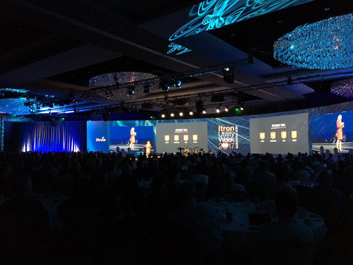 JoeBall16's tweet photo. Sharelynn Moore, Itron's SVP of Networked Solutions, discussing the benefits of Itron's OpenWay Riva Solution.  @ItronInc #IUW17 https://t.co/DwzqxnPmGN