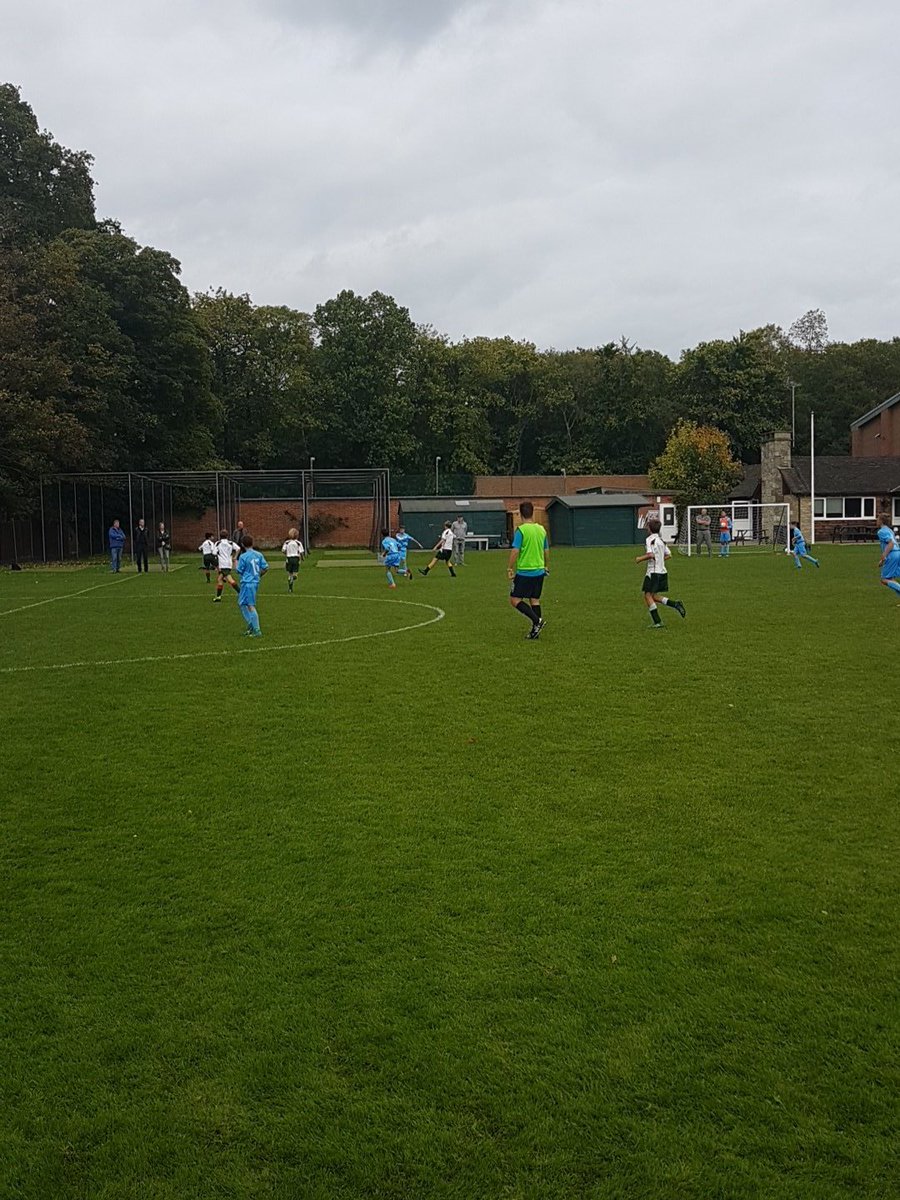 NWSnl_Sport's tweet photo. Senior matches against @Feltonfleet our 1-3 teams out, good football so far. Good luck to all involved. #nlfootball #nlform5 #nlremove https://t.co/7RbdL4EEem