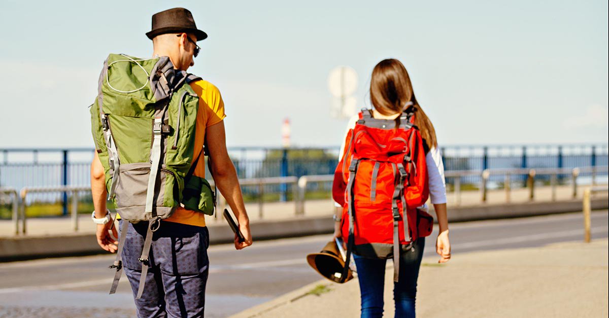 Guia completo do mochileiro: tudo que você precisa saber para se tornar um! abr.ai/2wWrxbU 😉 🎒