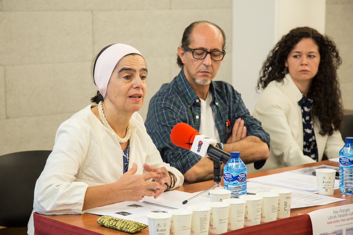 Hoy hemos presentado “Poe-margen: Encuentro de Letras Hispano-Lusas”
Talleres, Poesía Escénica, Acciones Poéticas, Mesas redondas y mucho más!
Toda la información en acpusal.com
#POEMARGEN17