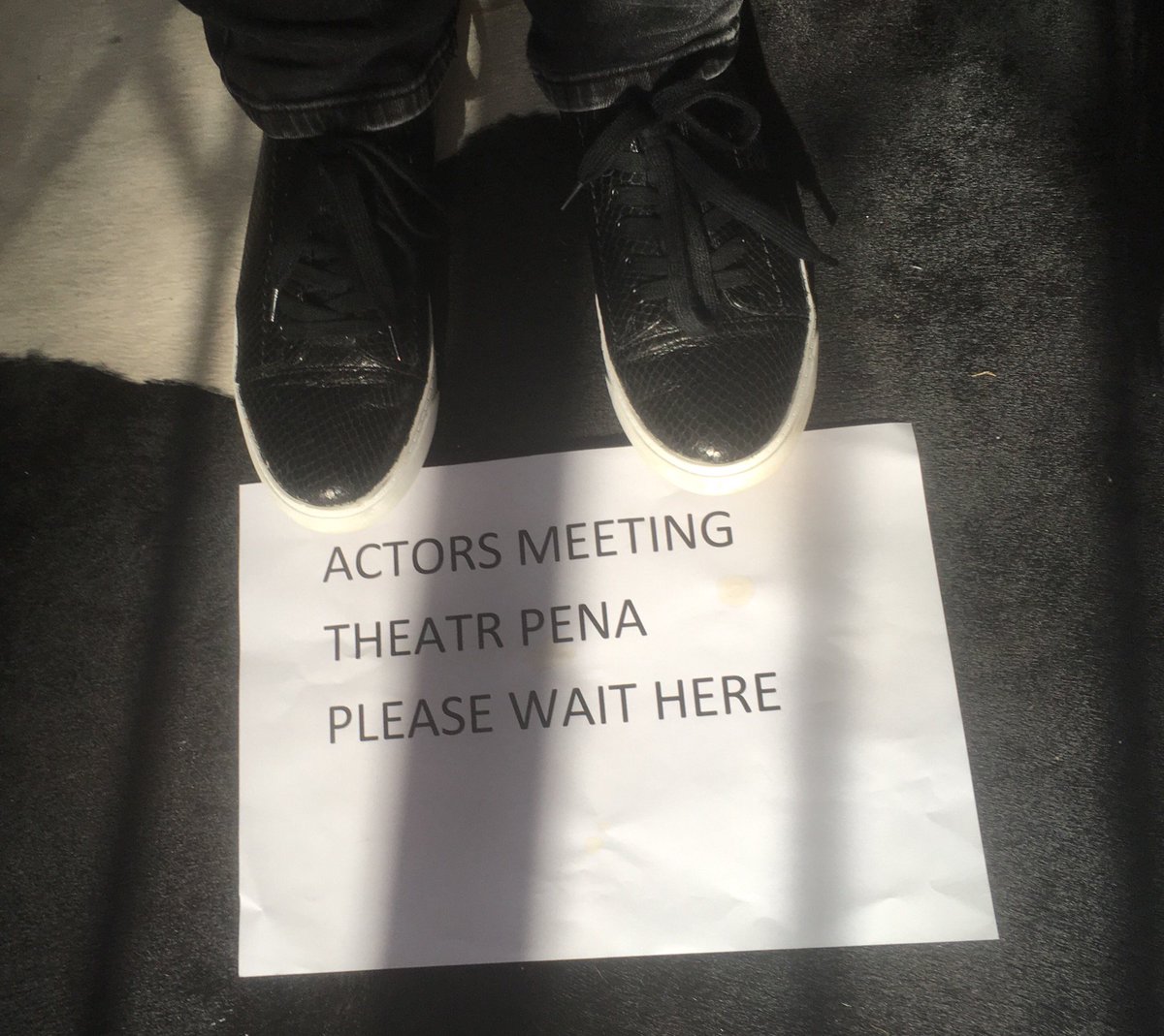 ClerStephens's tweet photo. @TheatrPena #actorslife #actors #auditions #clyweliad #actorion #script #theatre #🎭 #📖 #😄 @ericaeirian @Eirywiry https://t.co/LT58il4Iq7
