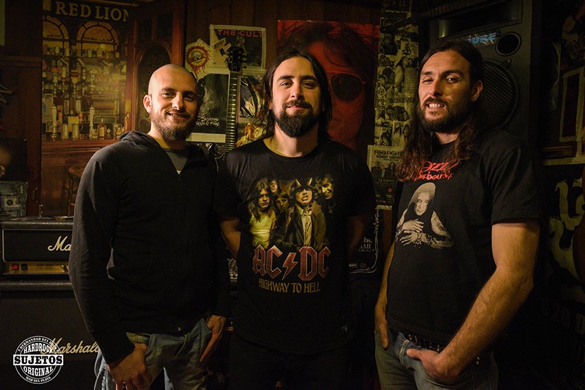 [MÚSICA] Sujetos y Lovorne se juntan para explotar Casa Rock bit.ly/2yoZ8vB
