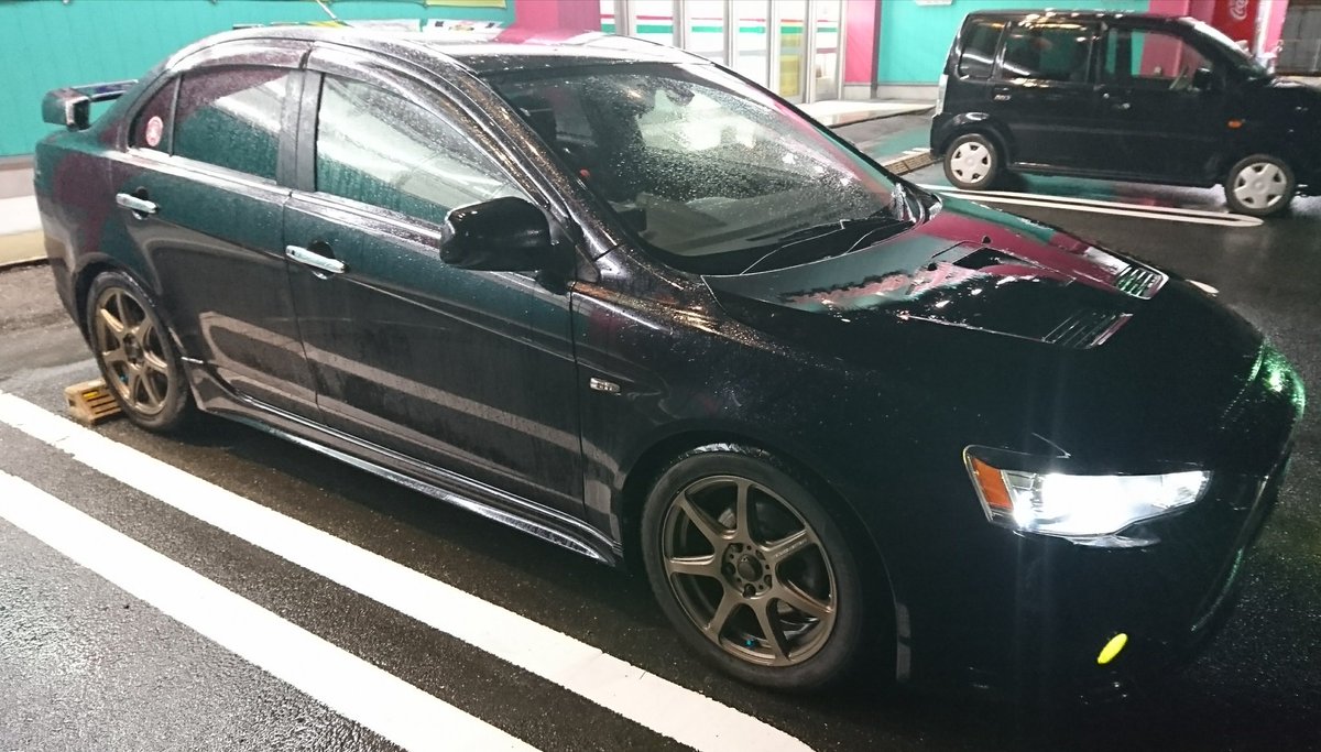 Twitter पर うぇすと べる 車高調 Street Basis Z 取り付け完了 見た目はモロチン乗車時も低っ て感じる しかし工賃が アライメント込みで 48 600かかっちまったい ギャランフォルティス Tein