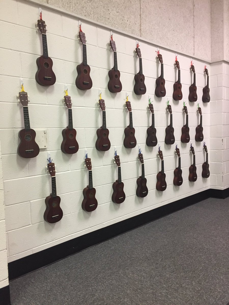 NewHopeESMusic's tweet image. Kicking off Monday morning with a completed ukulele wall! 4th and 5th graders will be learning to play in the new year! #ukecandoit !