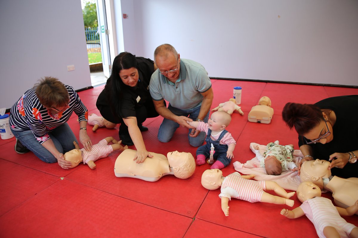 TraffTraining's tweet photo. More than 75% of parents would not be able to stop their baby choking. Would you ? Next course 10/11 Fiona.buckley@traffordleisure.co.uk https://t.co/6lVIMIYRbM