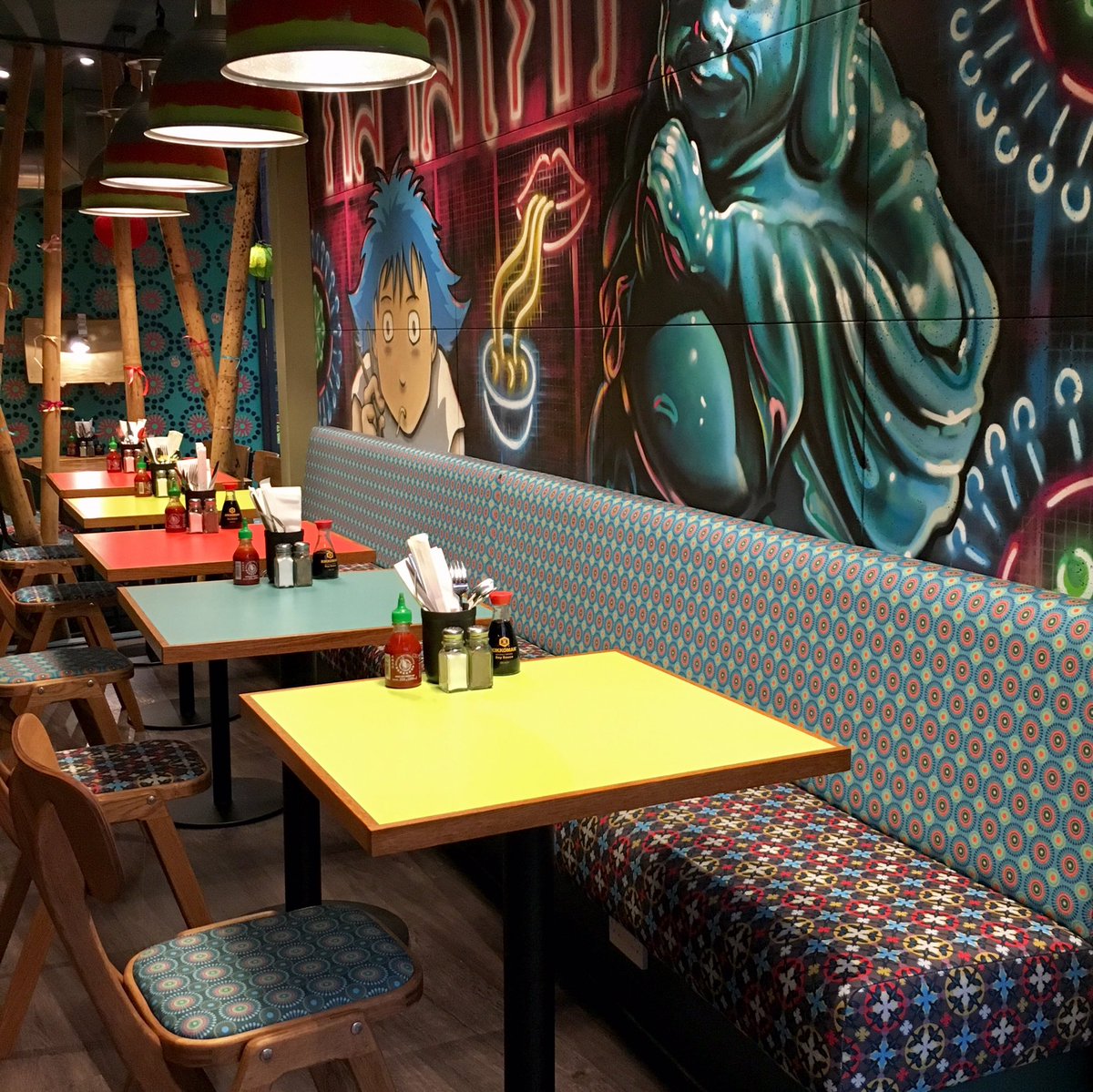 If you wanted #inspiration for how to use <a href="/Patternistas/">The Patternistas</a> for <a href="/PanazFabrics/">Panaz Fabrics</a> here it is! <a href="/NamTukTramStop/">Nam Tuk</a> #pattern #fabric #design