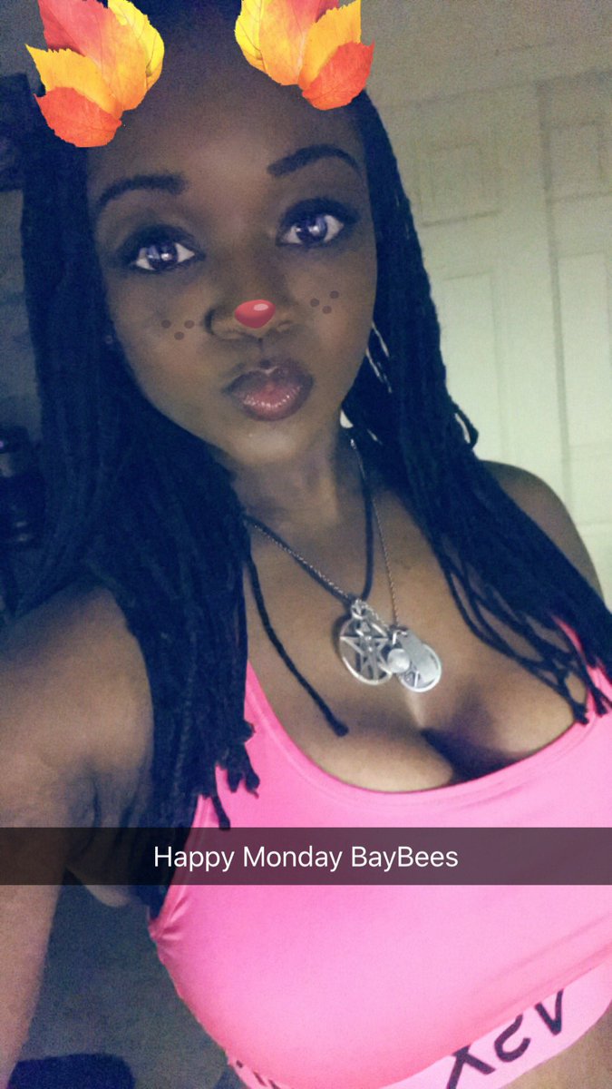 freakshow_babe's tweet photo. 💋Morning BayBees 💋 It’s #LegDay Out this biiiiiiihhhhh ....Go Heavy or GO HOME #Fitfam #TeamFreakshow https://t.co/IGThlcZvXY