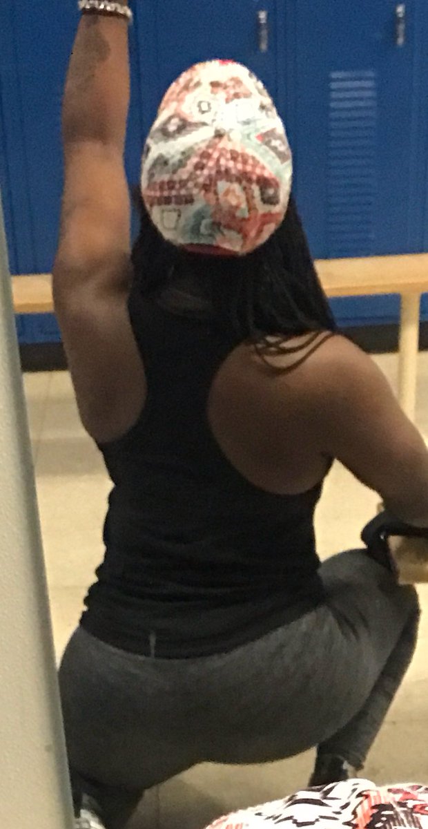 freakshow_babe's tweet photo. 💋Morning BayBees 💋 It’s #LegDay Out this biiiiiiihhhhh ....Go Heavy or GO HOME #Fitfam #TeamFreakshow https://t.co/IGThlcZvXY