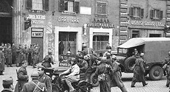 Era sabato, shabbat, giorno di festa. Mille furono strappati alle famiglie e deportati ad Auschwitz. Non dimenticare #maipiù #16ottobre1943