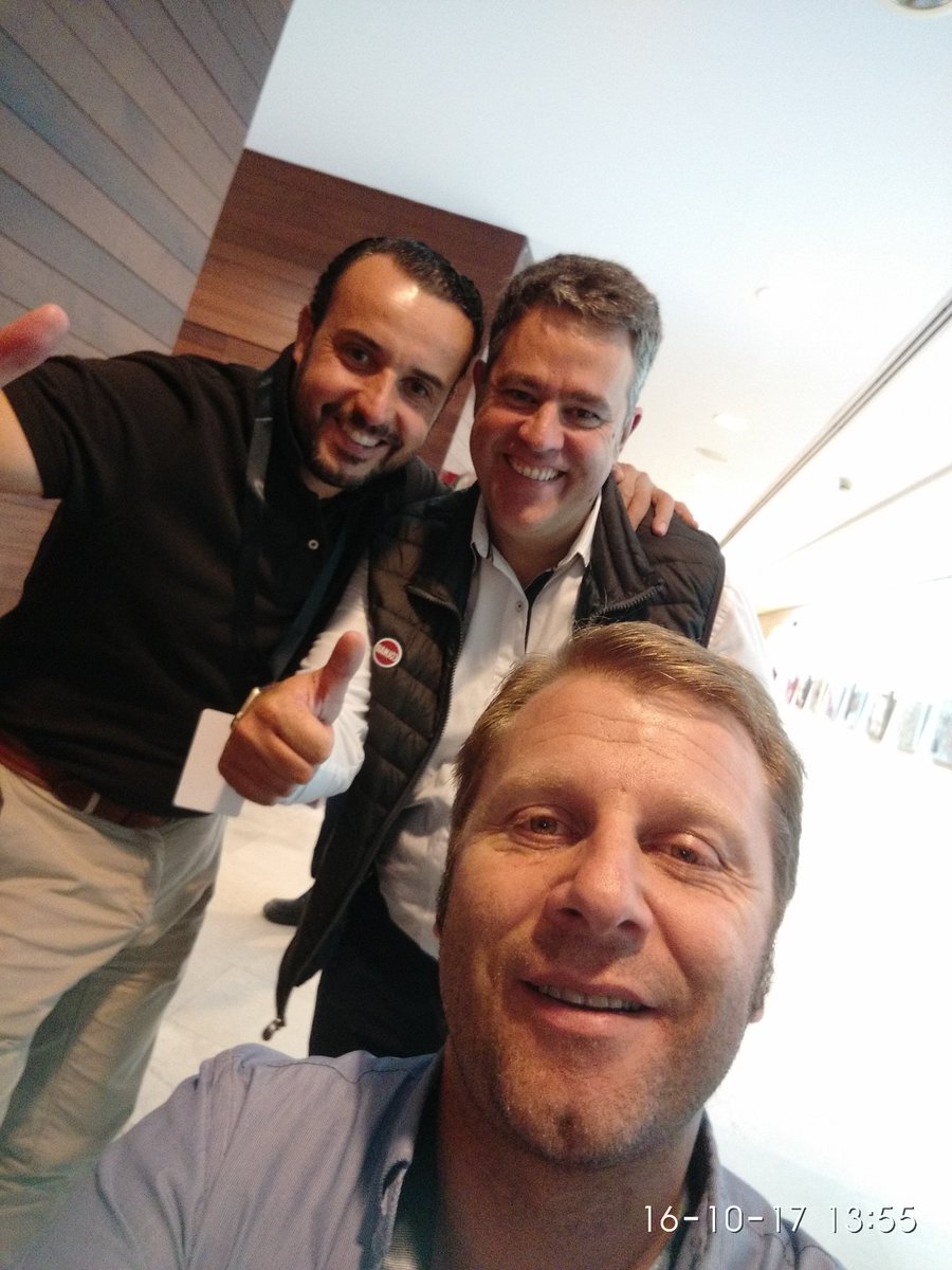 Estos tíos saben mucho
<a href="/gastrosumiller/">Gastrosumiller</a> 
<a href="/hojadelcarrasco/">La Hoja del Carrasco</a>