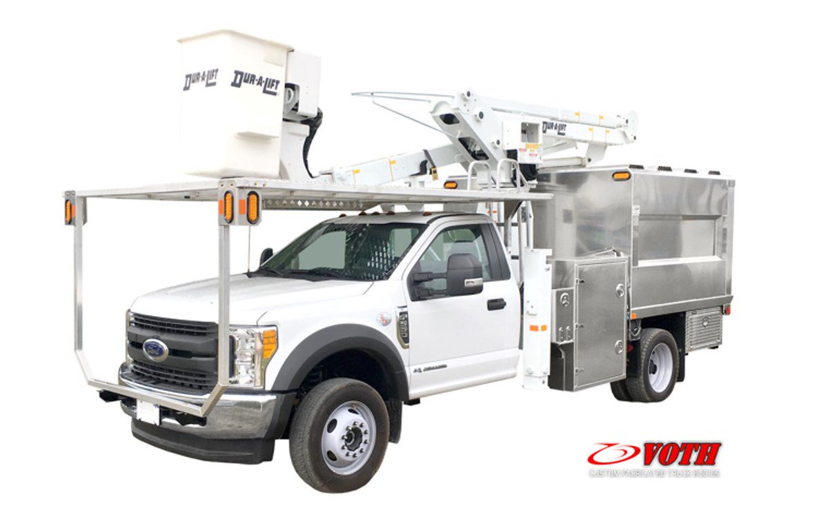 vothtruckbodies's tweet photo. #theteamatvoth is headed to @GIE_EXPO this week at the Kentucky Expo Center. Stay tuned for more details #urbanforestrychipperbody #duralift https://t.co/9lX0nwpkpy