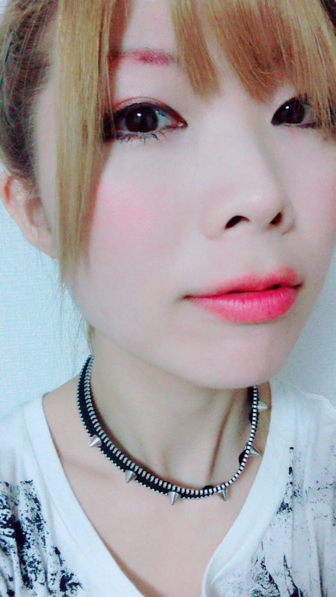 来宮リュウ Kurumiyaryu Every Live配信中 近々渋谷の大型広告看板 つづき 新しい髪色がなかなか好評なので載せてみる その2 外が茶 内が金のツートン インナーカラー アップにすると金髪成分が多くなる アレンジでいろんな配分が楽しめるの 来宮リュウ Kurumiyaryu Every Live配信中 近々渋谷の大型広告看板 つづき 新しい髪色がなかなか好評なので載せてみる その2 外が茶 内が金のツートン インナーカラー アップにすると金髪成分が多くなる アレンジでいろんな配分が楽しめるの