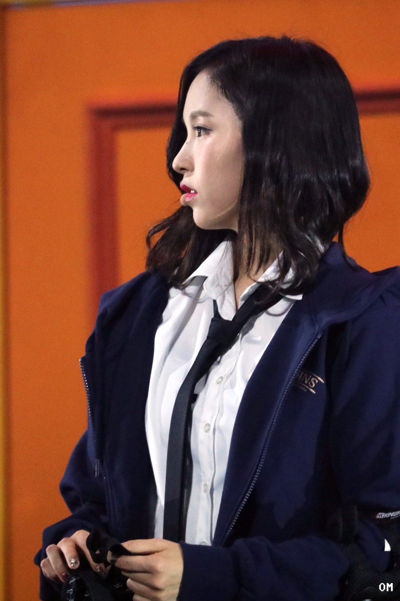olmaneegee1020's tweet photo. 171015 ONCE BEGINS
#트와이스 #TWICE #미나 #MINA https://t.co/nkjrbwi7H6