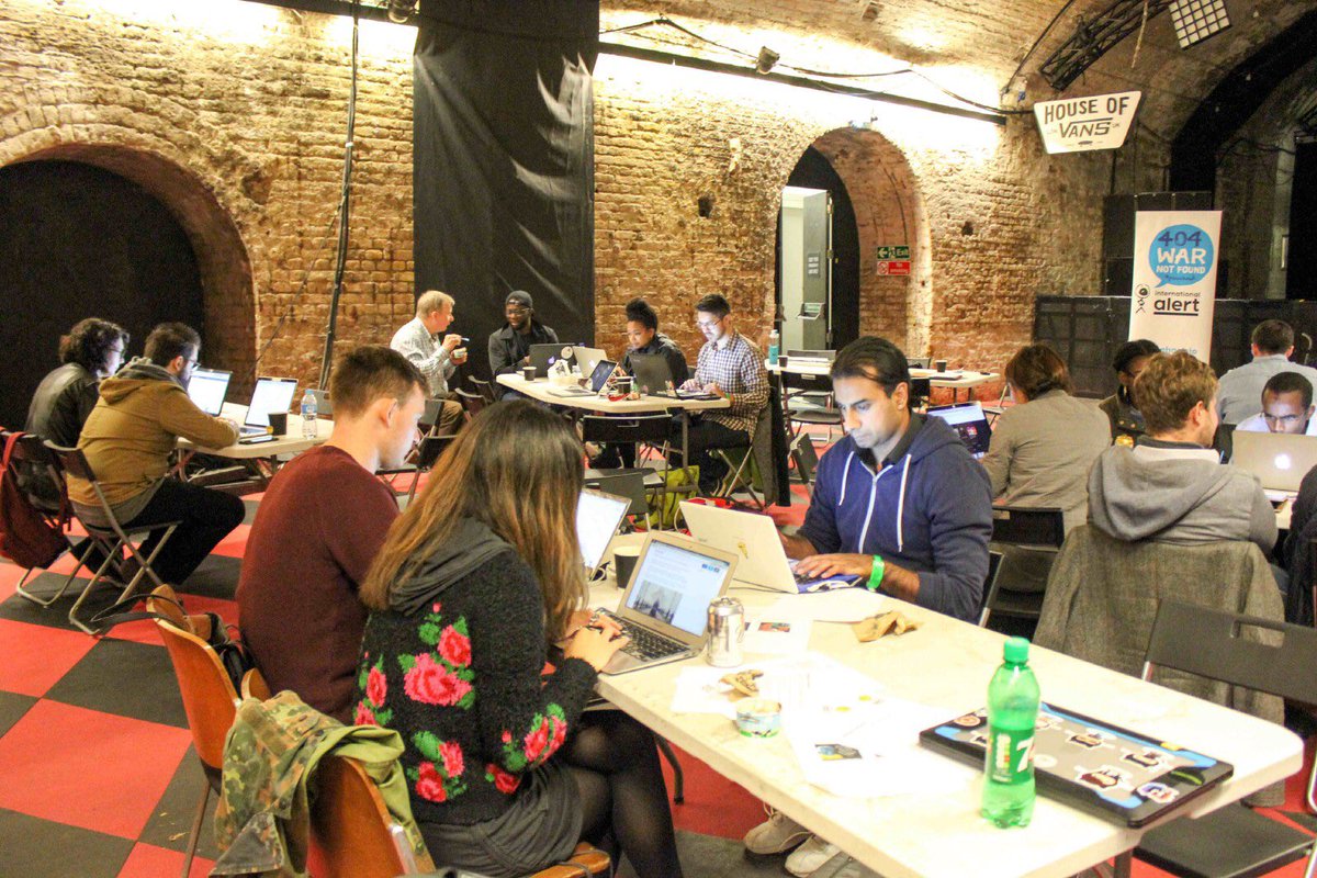 techsgood's tweet photo. New post‼️ @catherinedem discusses #peacehack London 2017: hacking for peace &amp; their #robotsforpeace workshop https://t.co/T64Tu4rxu3 https://t.co/rCMuzS77jX