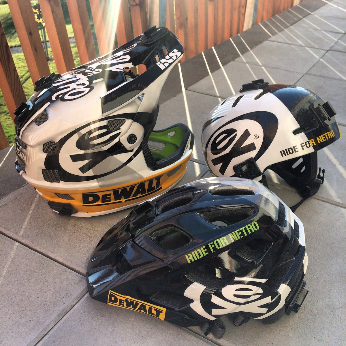 TomasZejda's tweet photo. @ExtremeOfficial @ExtremePolska @ixssports @DEWALTtough 

painted fresh! 💪 https://t.co/cPVwqx8BY4