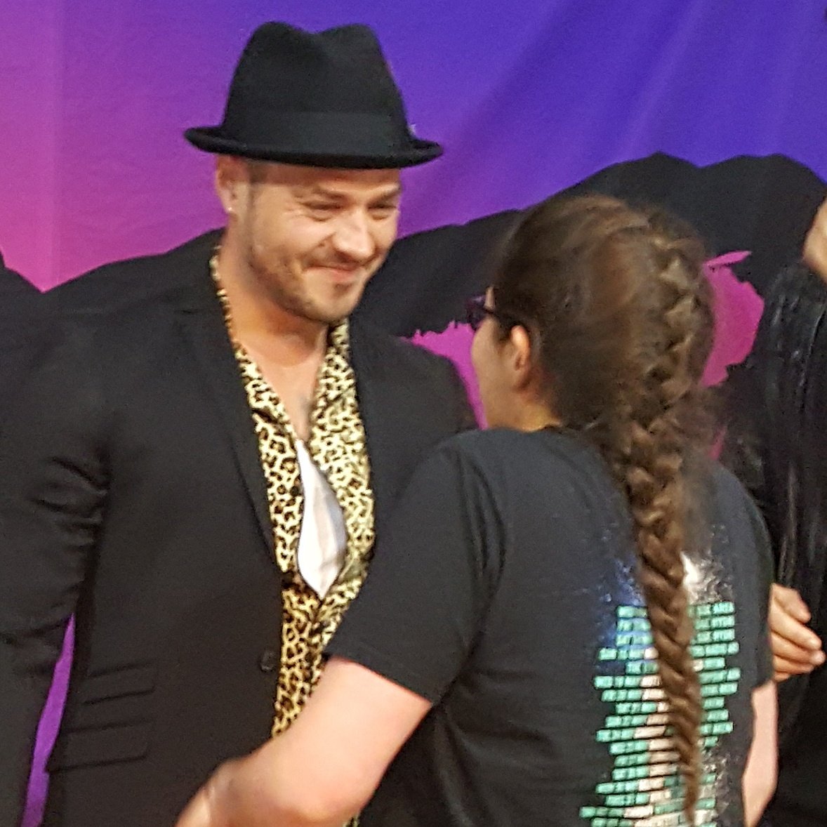 Emz2456's tweet photo. Still cant believe that a month ago today i met @busted & got the most gorgeous smile and hug from @mattjwillis #myhero #bustedest2002 https://t.co/GX3ui4z9SK