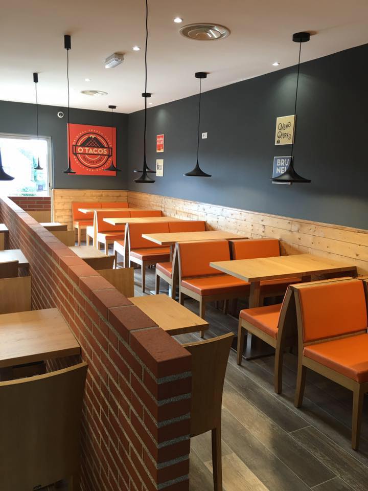 zecharger's tweet photo. 🔋Des #chargeursportatifs #ZeCharger vous accompagnent durant toute votre pause déj ou dîner au #resto #OTacos #Passy à #Paris16🌮 https://t.co/hBcM8JZyss