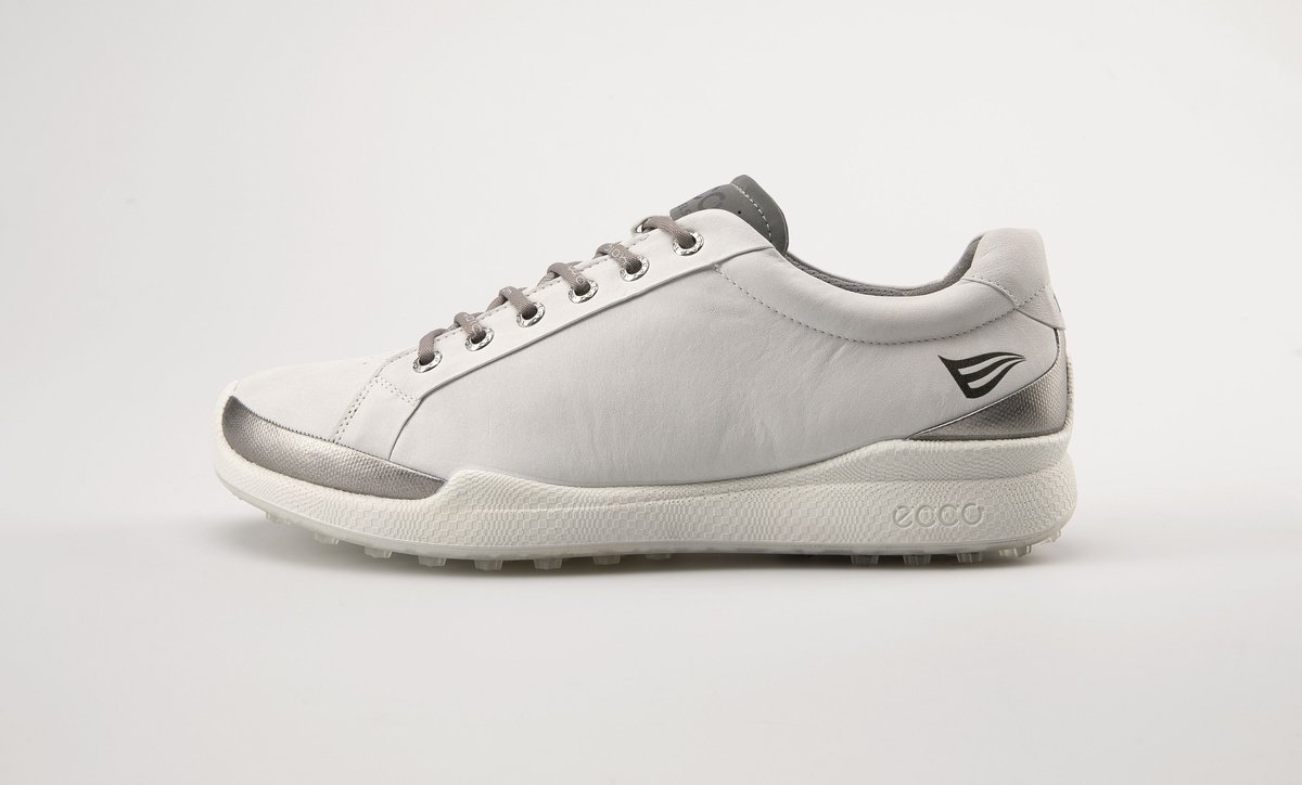 asiantourgolf's tweet photo. We are giving away a pair of limited edition EE100 @TheBig_Easy @ECCO_GOLF shoes. 

Simply RT this message &amp; follow us to enter #whereitsAT https://t.co/yYmZV40i8l