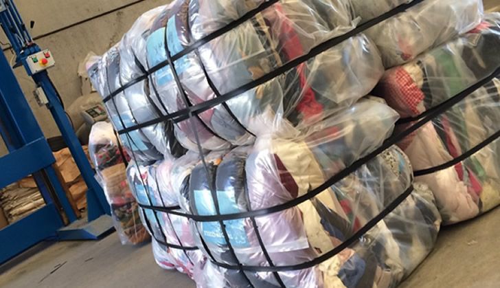 WCO_IPM's tweet photo. Customs Seize 7 Tonnes of Smuggled Second-Hand Clothes in Agadir https://t.co/64XL58n2yr https://t.co/F5gdNWyzLx