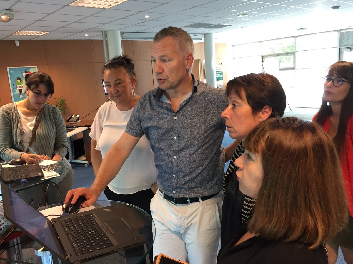 Forum 3.0 des collaborateurs pour #DigitalAXA:nvx outils &amp; nvx modes de travail avec équipes formation, organisation &amp; informatique!