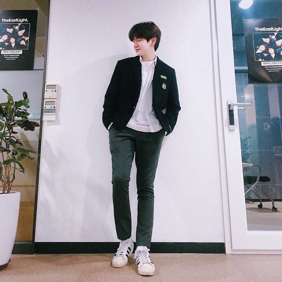 butterhwang's tweet photo. น้องงงงงงง อีกนิดคือ180ซม.+แน่ๆ ; w ; https://t.co/3oL6c7Dkt8