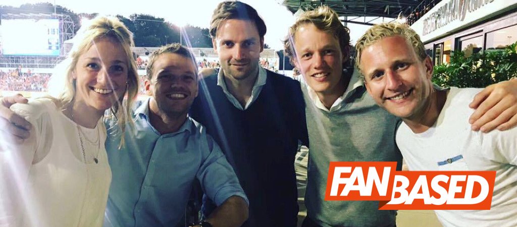 Nog 4 weken tot de uitreiking van #ovhjamstelveen! Stem op Fanbased als ondernemer van het jaar! goo.gl/T7ttM1