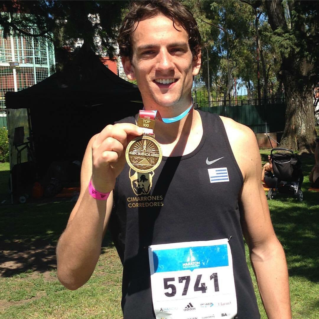 CimarronesC's tweet image. Los representantes de Cimarrones en @bamaraton 
Preciosa carrera! Otros 42k al bolsillo!