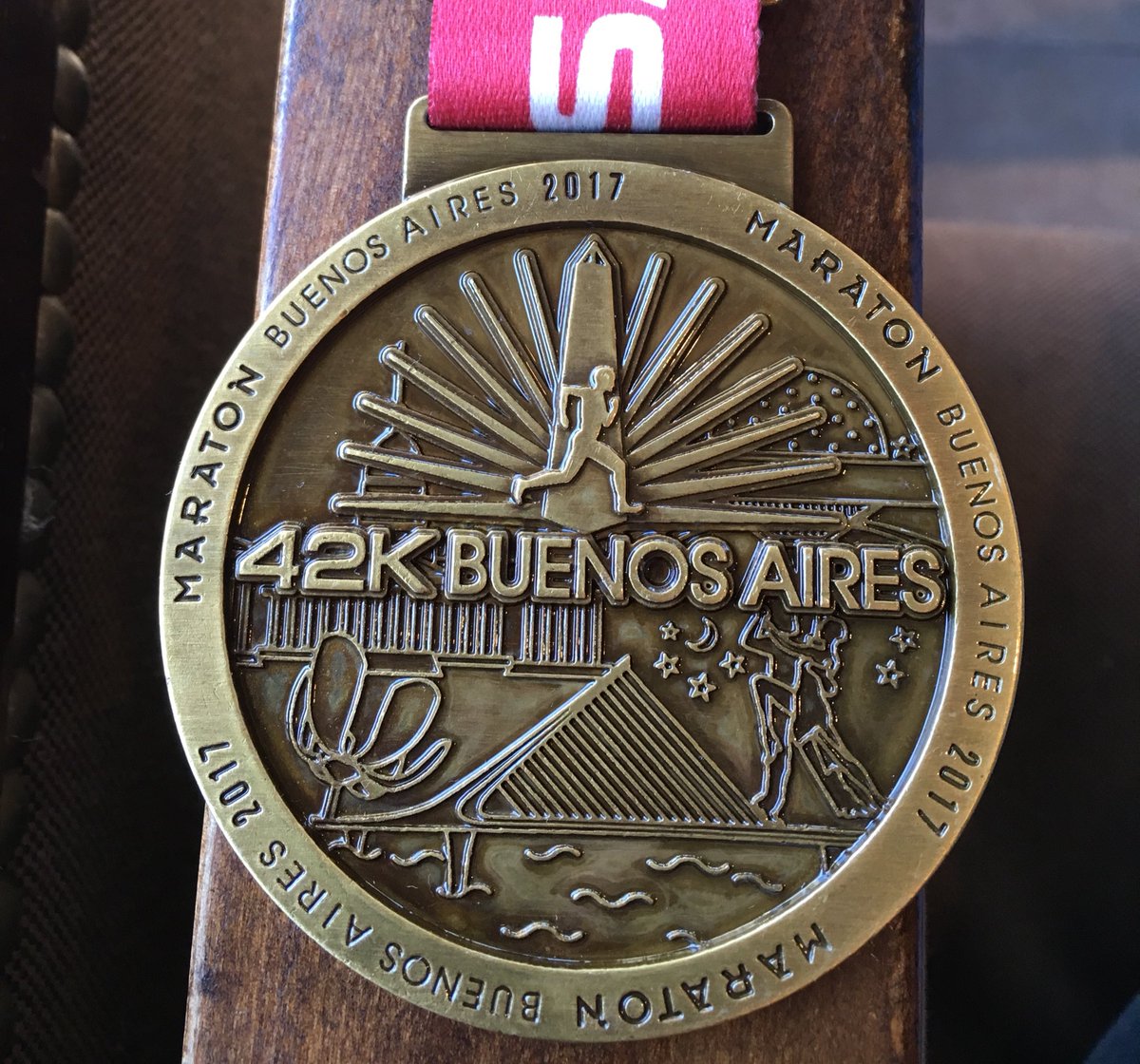 CimarronesC's tweet image. Los representantes de Cimarrones en @bamaraton 
Preciosa carrera! Otros 42k al bolsillo!