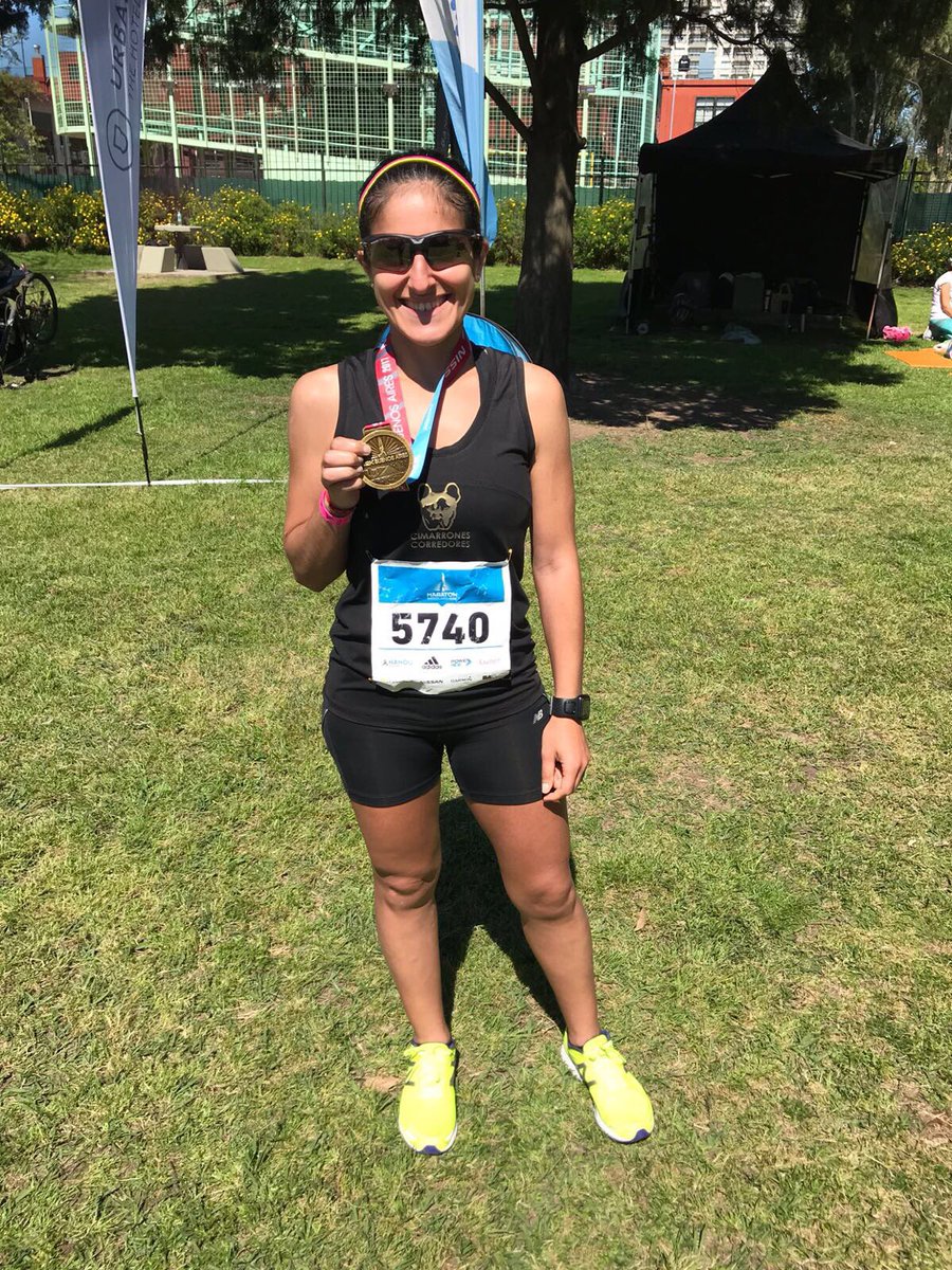 CimarronesC's tweet image. Los representantes de Cimarrones en @bamaraton 
Preciosa carrera! Otros 42k al bolsillo!