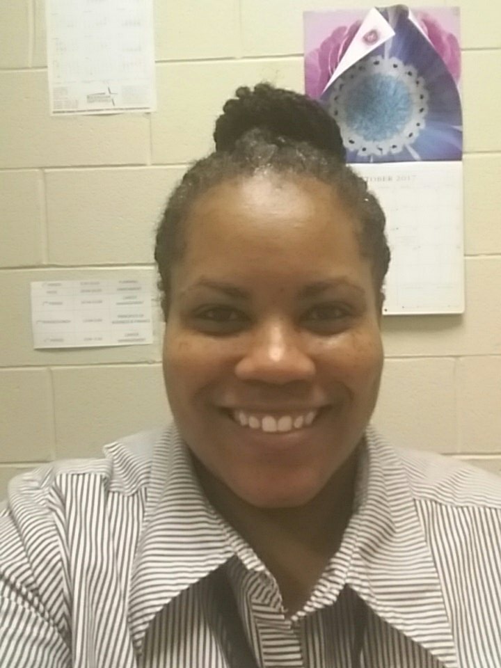Ms_King819's tweet photo. First day back at #RHS after #2017Fallinstitue and I am ready to rock the day! @ncntspuncga #No Perfect but #Passionate https://t.co/GhwIpIFEwj