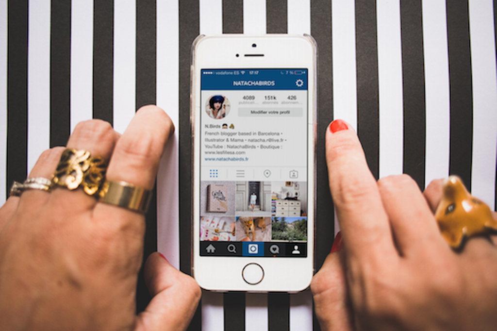 Une nouvelle version d’Instagram avec 4 photos par ligne ?
typy.fr/nouvelle-versi…