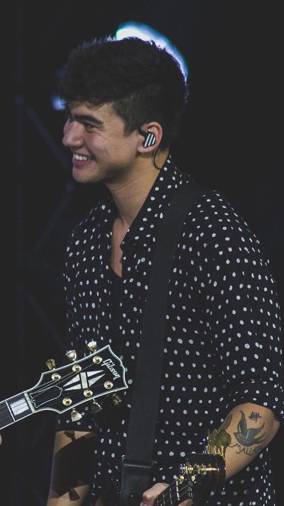 archivecalumh's tweet image. I LOVE SO FUCKING MUCH THIS SMILE 😩😩❤