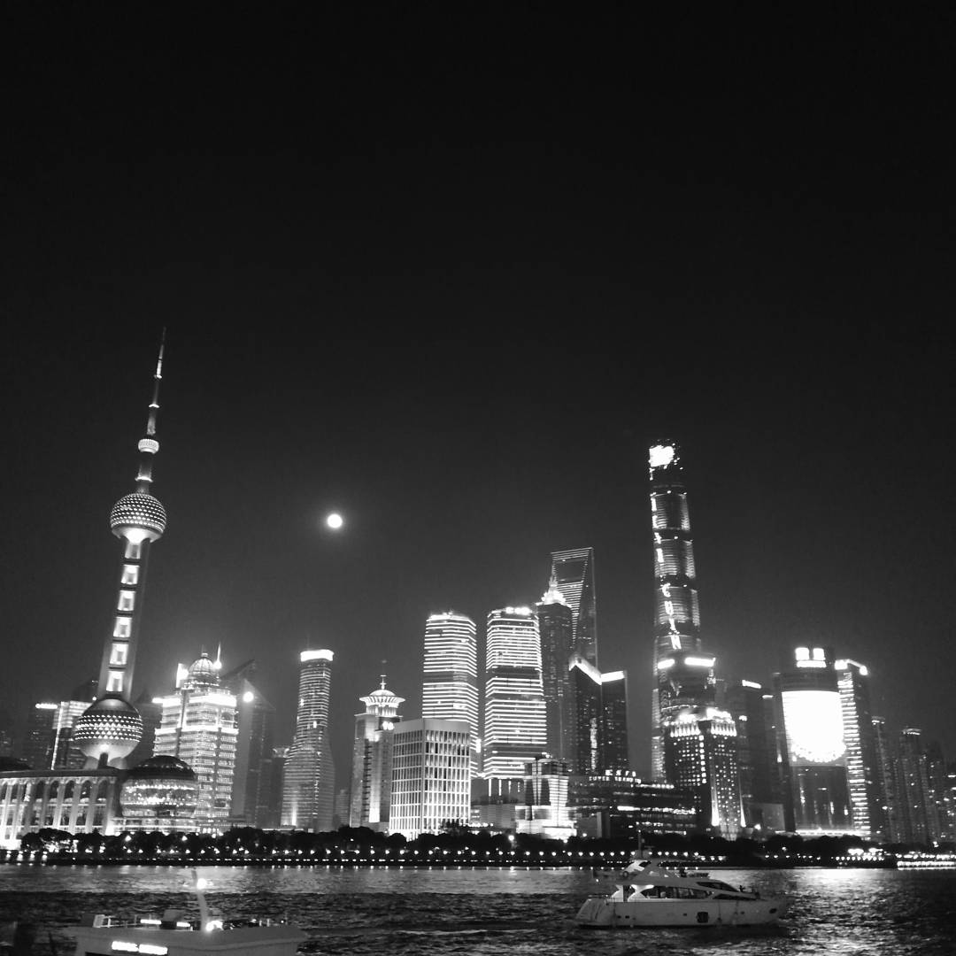 CITIC_Group's tweet photo. Beautiful night
#Shanghai 
#city
#night https://t.co/V3aiVUElXr