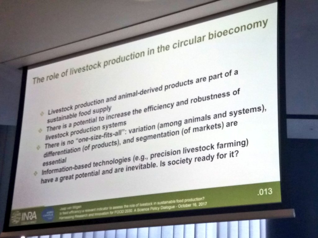 COPACOGECA's tweet photo. Great presentation the role of #livestock in 🔃 #Bioeconomy &amp; encouraging dialog with consumers at #Food2030eu - simply #livestockcounts 🐖🐄🐐🐔 https://t.co/F7NhCJ0hpD