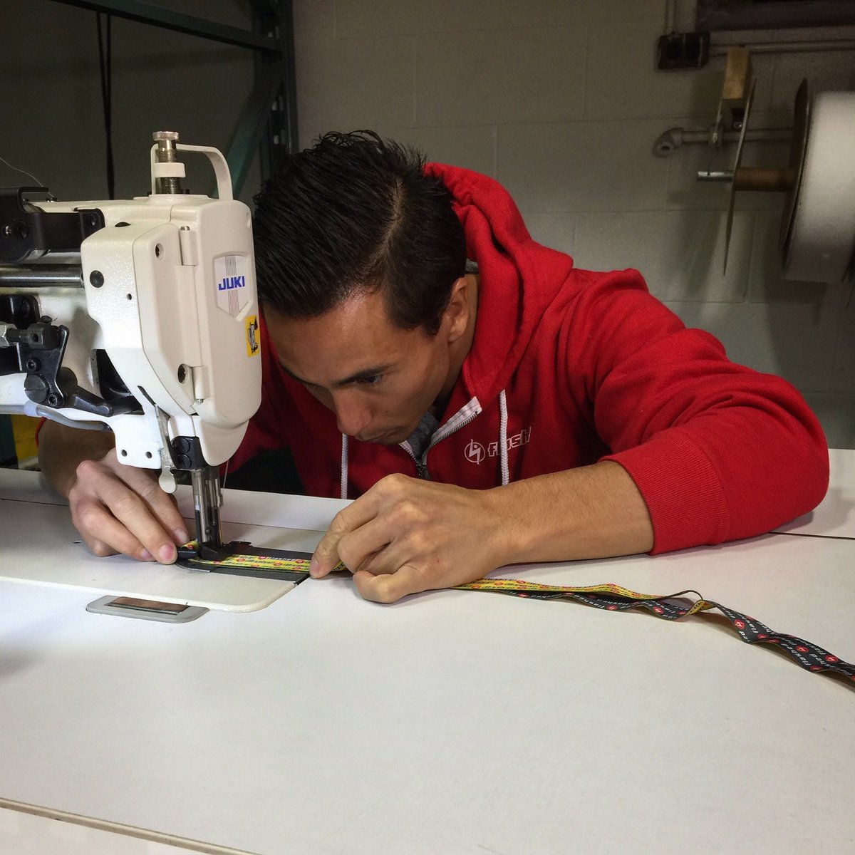 Hard at work customizing my <a href="/FlashedClimbing/">Flashed Climbing</a> chalk bag belt 🛠

Yes, I learned how to sew from my mom and grandma 😅