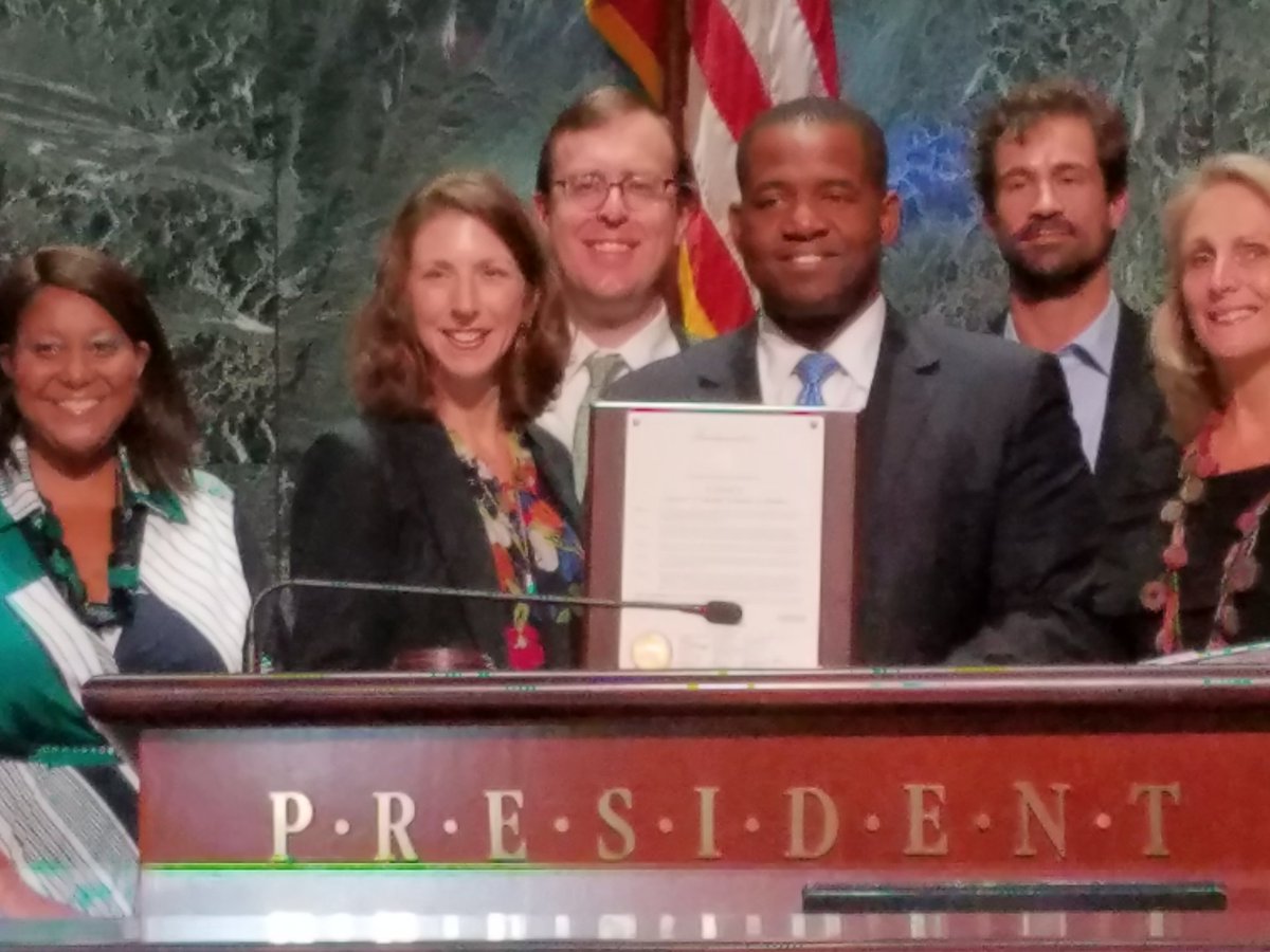 jimelgar's tweet photo. Council President #ceasarmitchell honors Corporate Volunteer Council of Atlanta for 25 years of  promoting  volunteerism  @CVCofAtlanta @CKort @Delta @SouthernCompany @11Alive @CoxEnterprises @icanady @ATLCouncil @parkpride https://t.co/jpY9micxg6