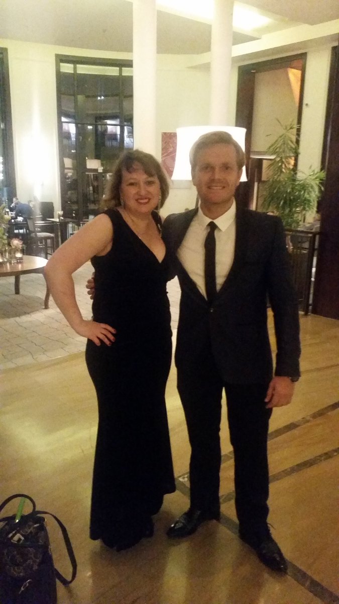 Anna_marieJVV's tweet photo. Saam met jurielede by die #ctiff @greg_kriek @leonvandermerwe https://t.co/t8pgNkdrt2
