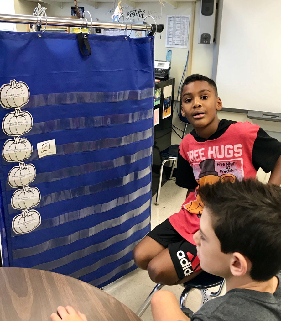 Supporting the classroom curriculum...matching supporting details to the main idea! 🎃 👻