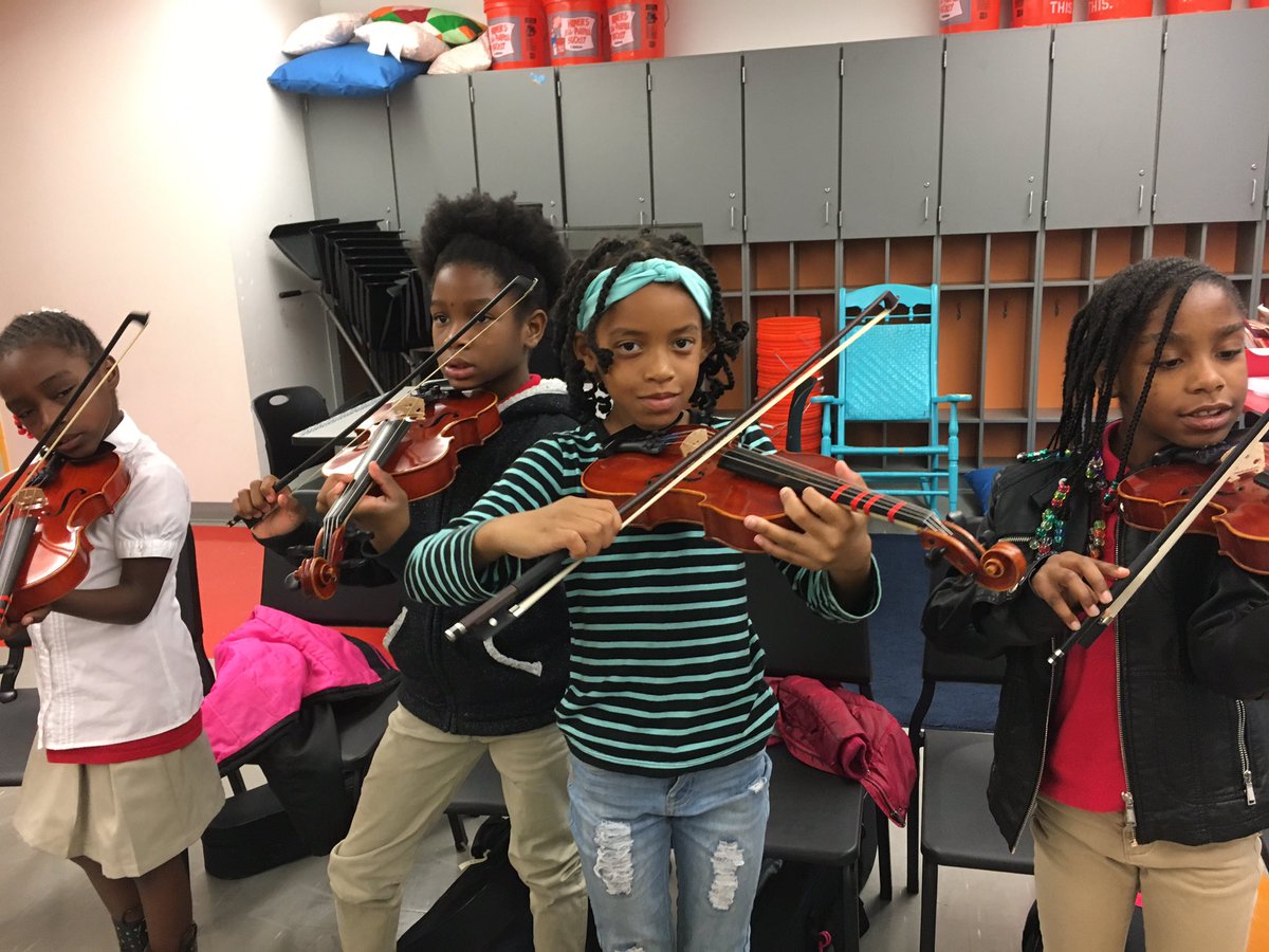 Ms. Bain tweet media