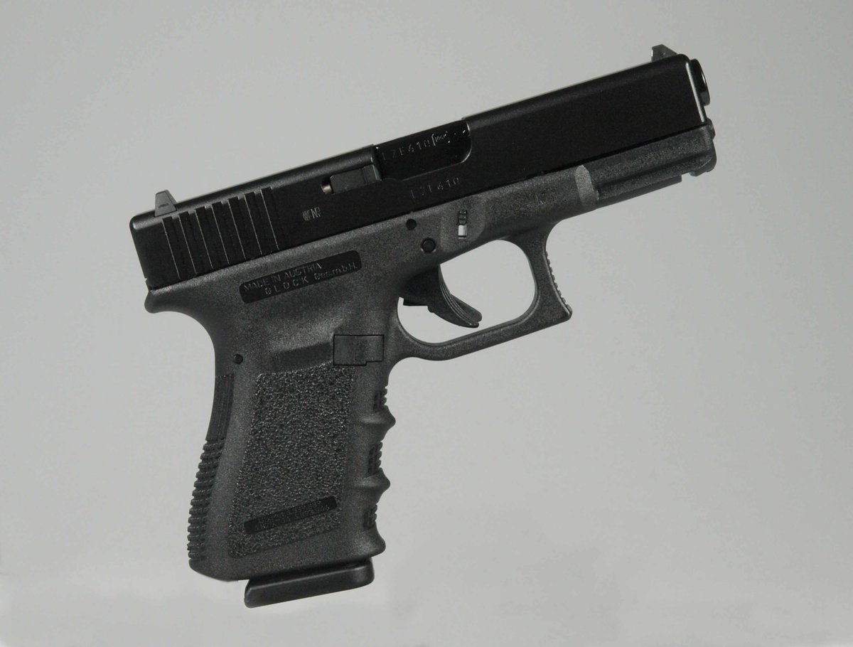 GlockMagazine's tweet photo. Glock 19 #glock #glock19 https://t.co/PJUn97n4B2