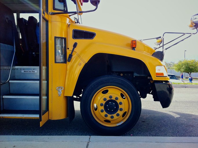 NHTSAgov's tweet photo. Students are about 70 times more likely to get to school safely when taking a bus instead of traveling by car. https://t.co/EFcHbazzRL