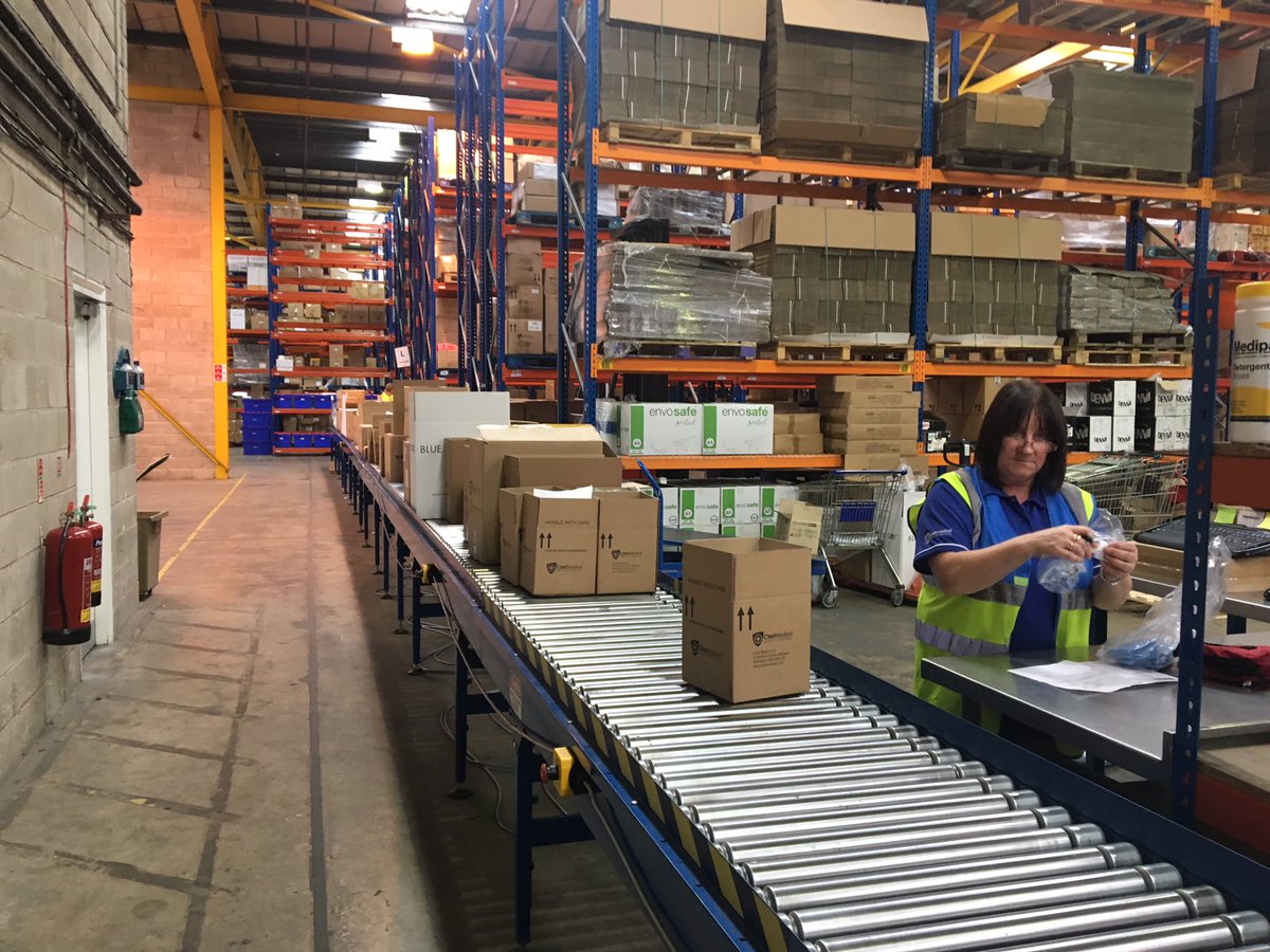 CrestMedicalLTD's tweet photo. Around 200 orders going out the door today. #RestarAHeart #firstaid #ordersout https://t.co/4dCgzB7VzS
