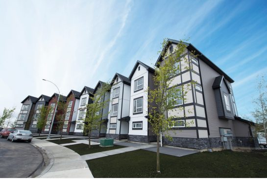 StreetsideYYC's tweet photo. Meet the condo - The Loop in Evanston via @metrocalgary #theloopyyc #loopliving https://t.co/aOBQu5jKpp https://t.co/1EAgKslzo7