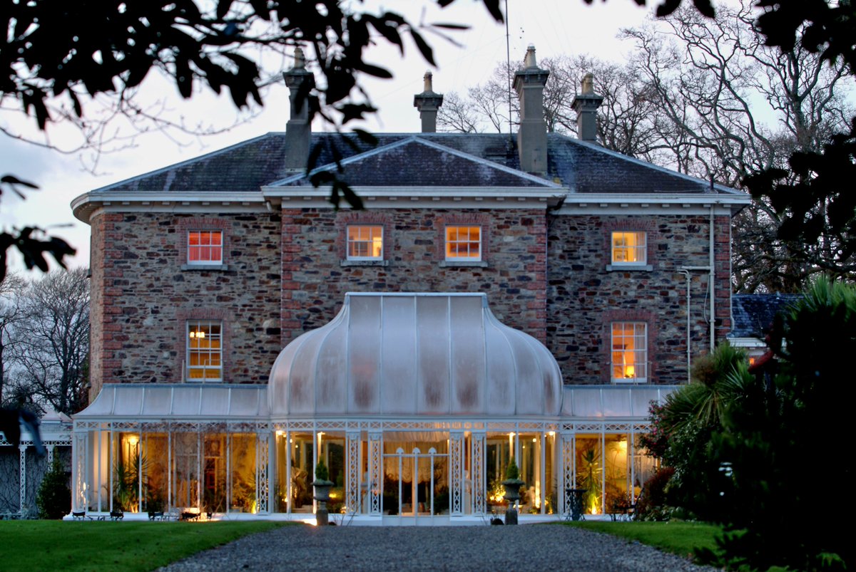 IrelandBlueBook's tweet image. The beautiful @MarlfieldHouse is named Best Boutique Hotel at the National Hospitality Awards 2017 #NHA2017  @hospitality_irl