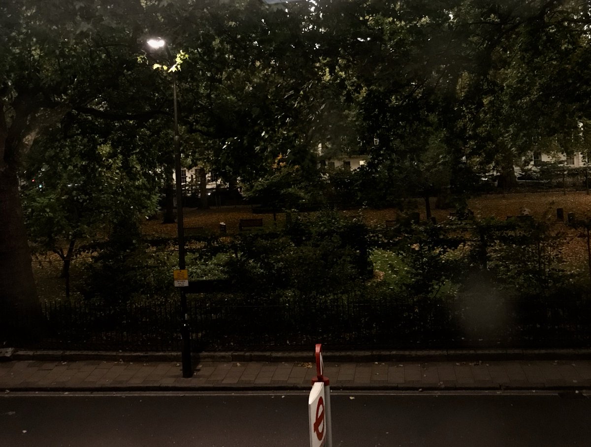 AgeUKCamden's tweet photo. The street lights are already on outside Age UK Camden HQ #redsun #ophelia #isitHomeTime https://t.co/cpZKPqMS24