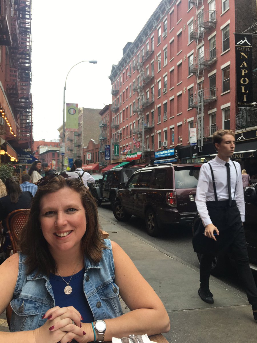 dadohjmn's tweet photo. Eating in little Italy and an accordion player asks what I want to hear...that's a no brainer!!!
The God Father theme https://t.co/EvDpyKDwAR